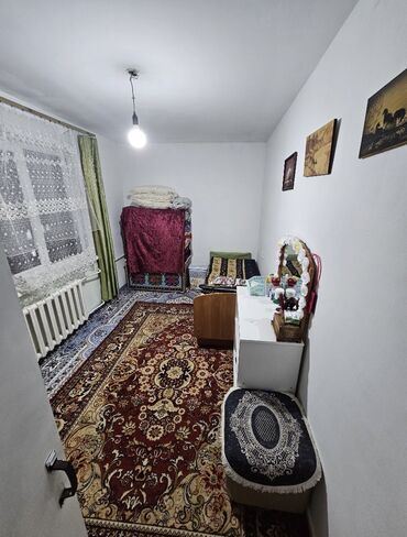 3 к квартира: 2 комнаты, 46 м², 104 серия, 3 этаж, Косметический ремонт
