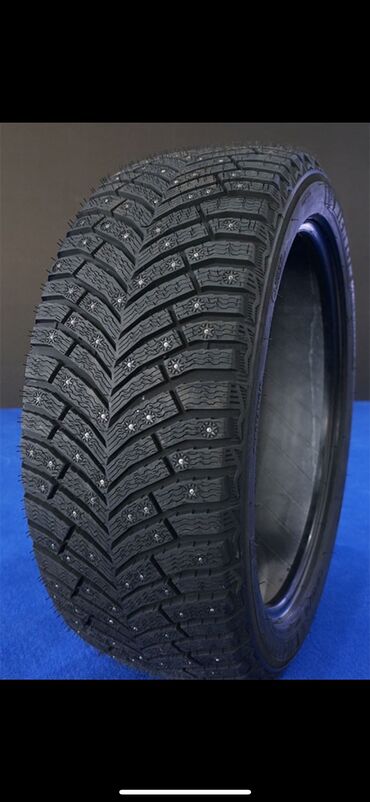 Шины: Шины 285 / 40 / R 20, Зимняя шипованная, Новый, Комплект, Легковые, Michelin