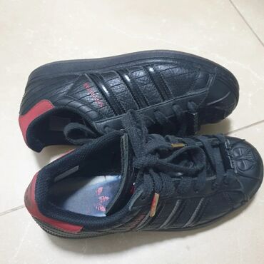 adidas мужская одежда: Обувь на мальчика подростка, Adidas Indonesia оригинал, 36 размер