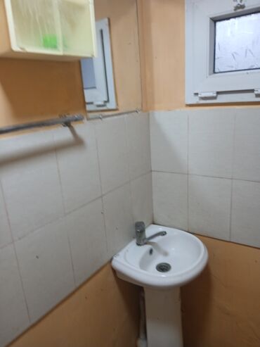 Otaqların uzunmüddətli kirayəsi: BINE QESBESINDE BAZAR STORE MARKETIN YANINDA KIRAYE MENZILLER VERILIR — 13