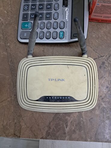 вайфай мадем: Отдам даром Беспроводной роутер TP-Link с двумя внешними антеннами для