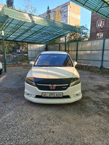 Honda: Honda Stream: 2006 г., 2 л, Вариатор, Бензин, Минивэн