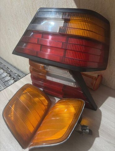 мульти руль на спринтер: W124 Hella Мерседес поворотники целые цена 3500 сом за 2 штуки, стоп