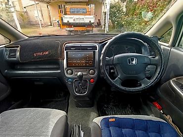 kiya bongo: Honda Stream: 2002 г., 2 л, Автомат, Бензин, Минивэн — 7