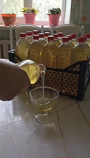 бир: 🍯 Таза бал сатылат! 🍯 Сахар кошулбаган, табигый таза бал 🤍 Даамы — 2