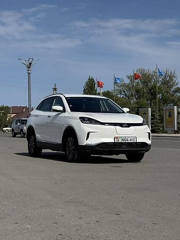 toiota will: Weltmeister EX5, 2020 г., Передний — 2