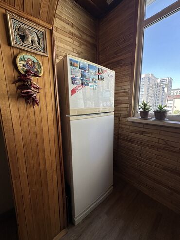 Холодильник Б/у, Двухкамерный, De frost (капельный), 65 * 160 *