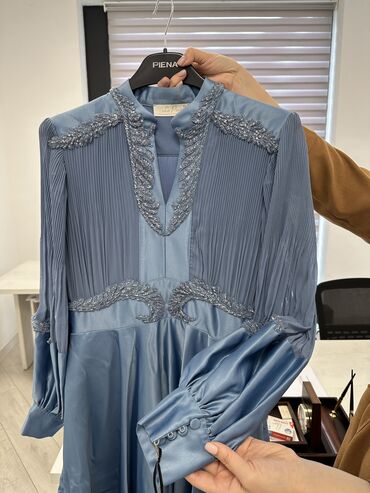 голубое платья: Вечернее платье, Длинная модель, С рукавами, M (EU 38)