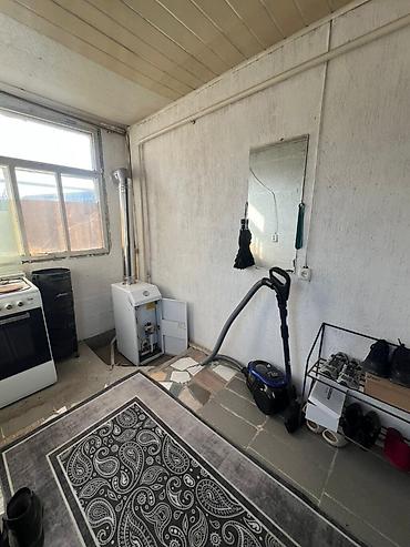 Sale of cottages and houses: ТЕЗ АРАДА АК-ОРДО 1 конушунан 1 участокто 2 ҮЙ САТЫЛАТ Участогу 5 — 9