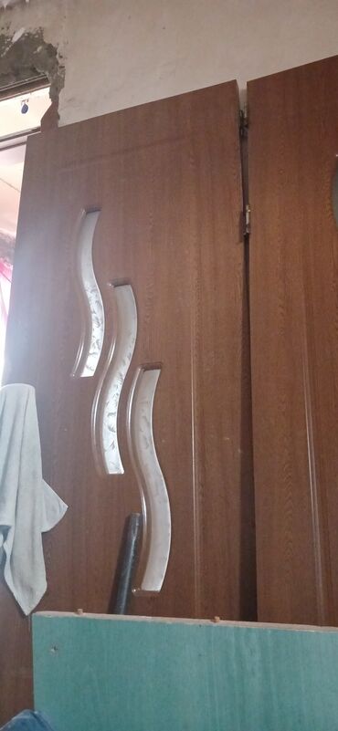 qapi rengleri: İşlənmiş Otaq qapısı Zəmanətsiz, Ödənişli quraşdırma, Ünvandan götürmə