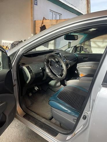 Toyota: Toyota Prius: 2006 г., 1.5 л, Вариатор, Гибрид, Хэтчбэк — 5