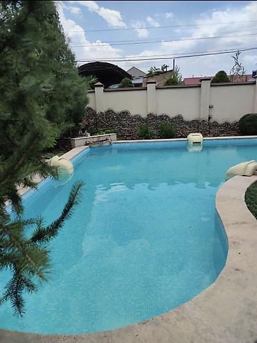 Долгосрочная аренда домов: 384 м², 5 комнат — 1