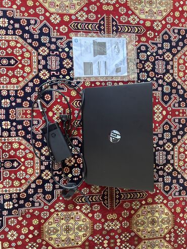 hp pavilion 17: AMD Ryzen 7, 16 GB, 15.6 "