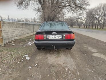 Audi: Audi S4: 1992 г., 2.3 л, Механика, Газ, Седан