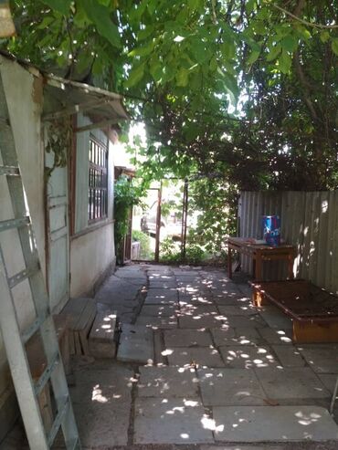 дом в селе арашан: 36 м², 3 комнаты, Требуется ремонт С мебелью