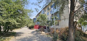 продаю 2х ком квартиру: 2 комнаты, 48 м², 103 серия, 2 этаж, Старый ремонт