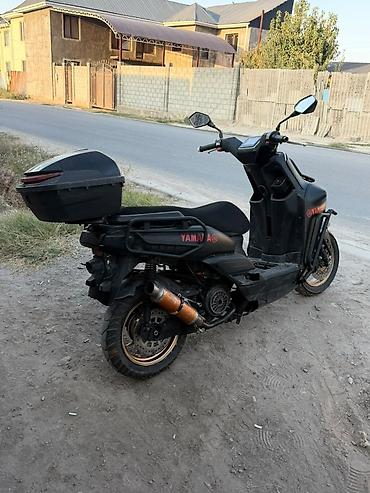 скутеры ямаха: Макси-скутер Yamaha, 150 куб. см, Бензин, Б/у — 1