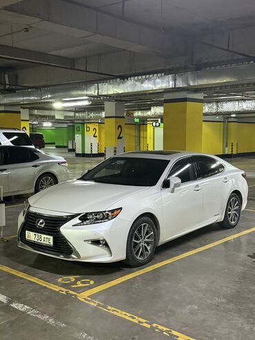 Lexus: Lexus ES: 2016 г., 2.5 л, Типтроник, Гибрид, Седан