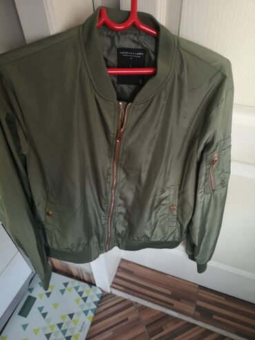 new yorker tange: Bershka, L (EU 40), Silk