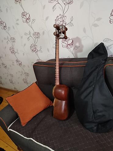 məktəbə hazırlıq kitabları: Məhsul: Tar komplekti Təsvir: - Azərbaycan tarı – klassik quruluşlu — 1