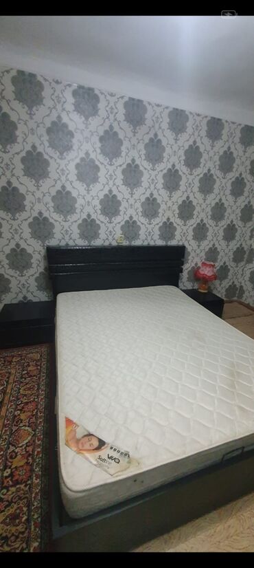 диван кровать с ортопедическим матрасом: İşlənmiş, İkinəfərlik çarpayı, Bazalı, Matras ilə