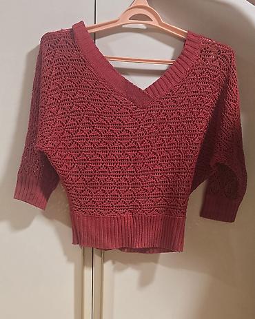 Личные вещи: Unisex geyim dəsti – 3 parçadan ibarət 1) Açıq mavi kapüşonlu — 5