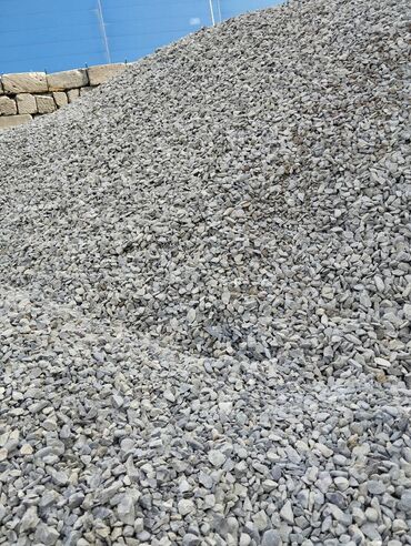 Digər quru inşaat materialları: Atcep,webenqum,lequska,torpaq,sementin mesox ve aciq wekilde topdan — 17