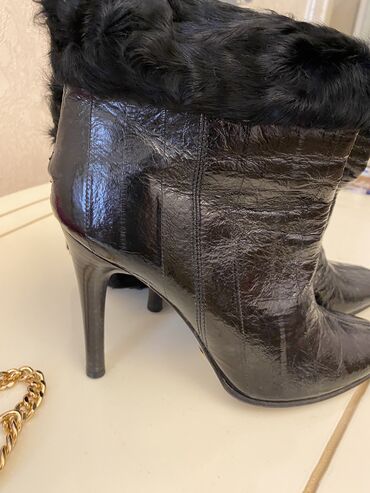 Çantalar: Salvatore Ferragamo çanta + Roberto Cavalli kəmər seti - Çanta — 10