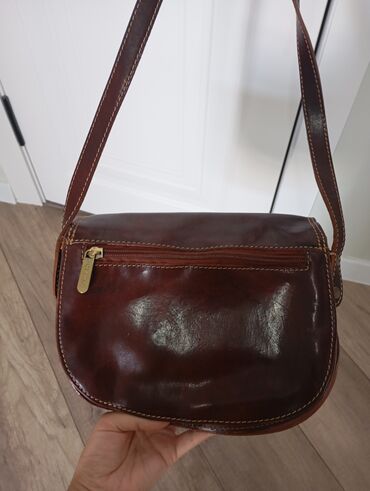 Классические сумки: Сумки из от 500 до 5000 сом — 7