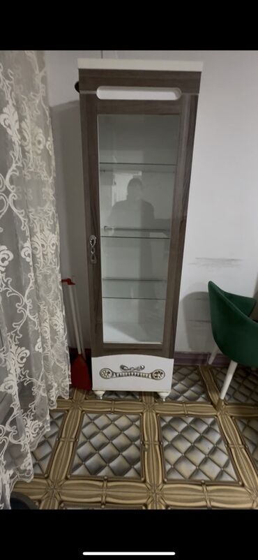 вешалка стойка для одежды напольная в икеа: Стеклянная витрина-шкаф