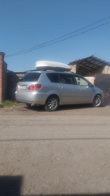 диски на 221: Toyota Avensis: 2002 г., 2 л, Механика, Бензин, Минивэн — 8