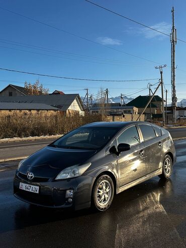 Toyota: Toyota Prius: 2010 г., 1.8 л, Бензин