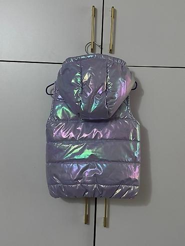 Верхняя одежда: Детская стеганая жилетка с капюшоном, иридисцентная (переливающийся — 3