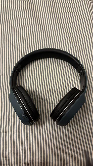 fm transmitter: Bluetooth qulaqlıq – qatlanan, over-ear dizayn - Simsiz bağlantı — 1