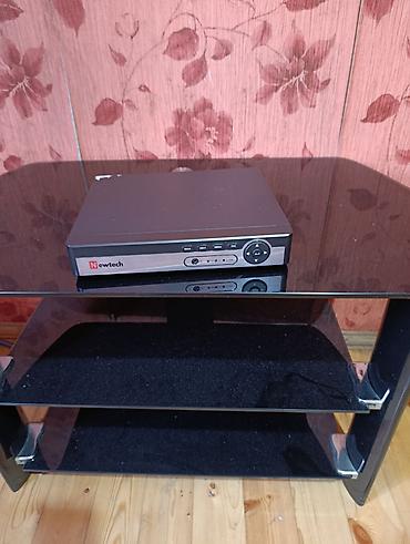 aparat internet pe televizor: TV və audio-video qurğuları dəsti Tərkib: - Newtech rəqəmsal TV — 6