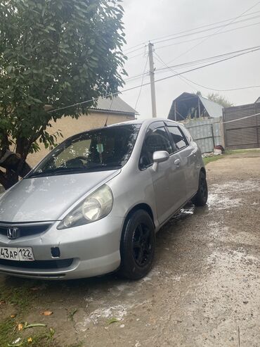 машина 120000: Honda Fit: 2002 г., 1.5 л, Вариатор, Бензин