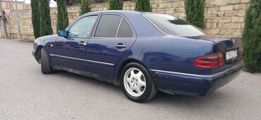 Mercedes-Benz: Mercedes-Benz E-Class: 2.2 l | 1997 il Sedan — 11