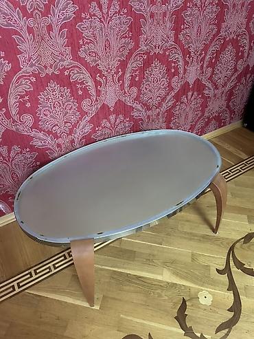 stol salon: Oval formalı kofe/çay masası - Üst hissə: dumanlı (mat) şüşə səth — 1