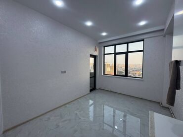 Uzunmüddətli kirayə mənzillər: Nizami Rayonu Neftçilər Metrosu Xəzər Univeristeti 3 otaq (BOŞ) — 2