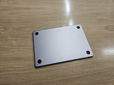 эпл ноутбук: Ноутбук, Apple, 24 ram gb ГБ ОЭТ, Apple M2, 13.5 ", Колдонулган, Жумуш, окуу үчүн, эс тутум SSD