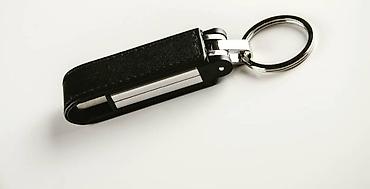 mini usb: Надежная и удобная usb флешка с кожанным чехольчиком. Вмещает большие — 3