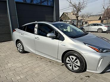 Toyota: Toyota Prius: 2020 г., 1.8 л, Автомат, Гибрид, Хэтчбэк — 3