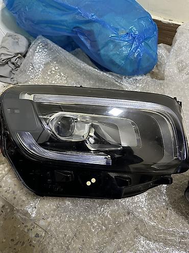 mersedes farası: Orjinal üstdən çıxma 2020-2024 Mercedes GLB ön faraları. Heç bir — 4