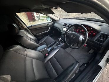 Honda Accord: 2003 г., 2.4 л, Автомат, Бензин, Седан