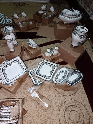 Nahar dəstləri və servizlər: Nahar dəsti, rəng - Gümüşü, Rusiya -da lalafo.az — 20 Nahar dəstləri və servizlər: Nahar dəsti, rəng - Gümüşü, Rusiya — 20