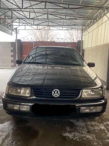 милениум 4 3: Volkswagen Passat: 1994 г., 1.8 л, Механика, Бензин, Универсал