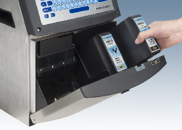 Printerlər: Videojet tarix yazan printerin rəngi, solventi, ribbonu və digər