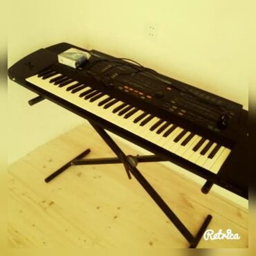 Pianolar: Sintezator, Roland