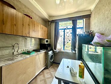 алис: 1 комната, 32 м², ул. Гоголя / Чуй Индивидуалка, 3 этаж, Евроремонт — 1