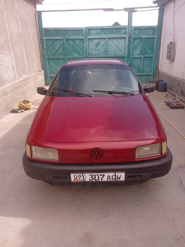 обмен на авто с доплатой: Volkswagen Passat: 1991 г., 1.8 л, Механика, Бензин, Седан